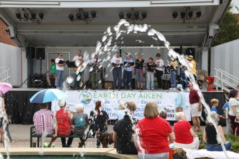 Stage Music and Fountain EDA 2017